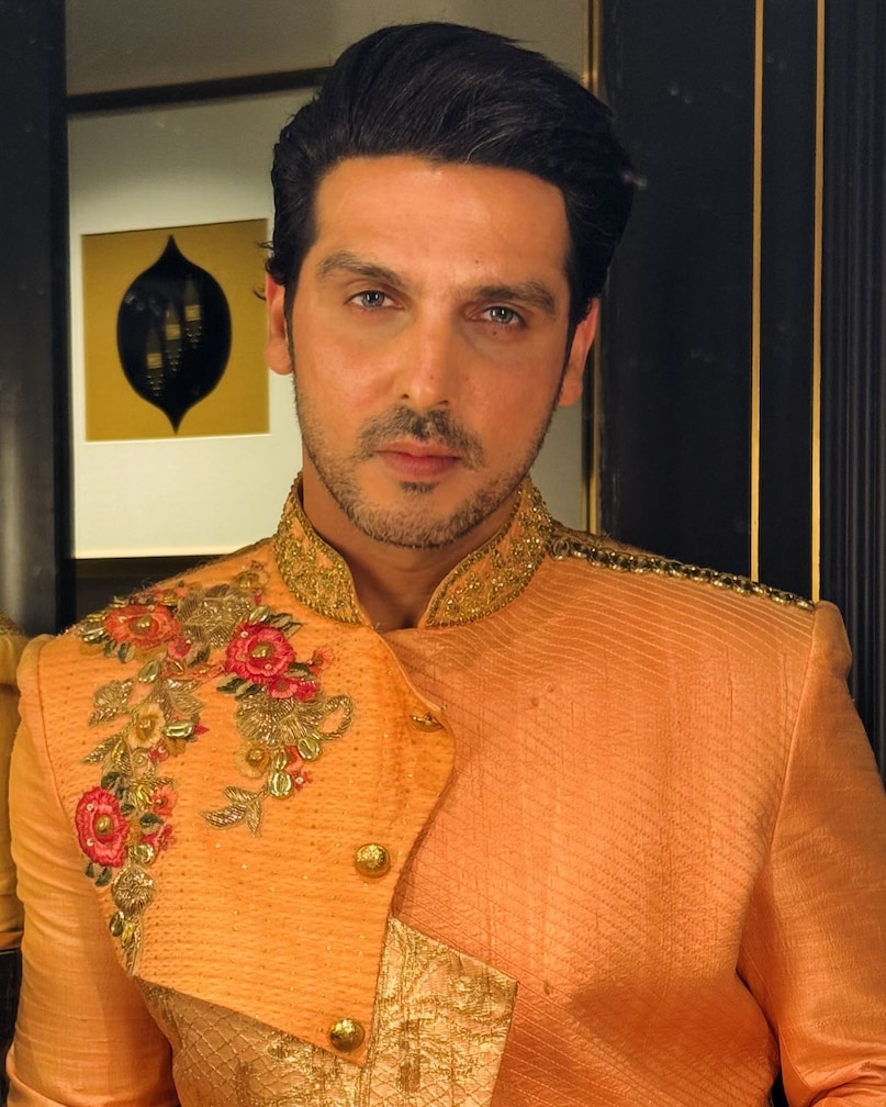 Zayed Khan, Shah Rukh Khan, Main Hoon Na, Sanjay Khan, Zayed Khan Career, Zayed Khan Career downfall Zayed Khan, Shah Rukh Khan, Main Hoon Na, Sanjay Khan, Zayed Khan Career, Zayed Khan Career downfall