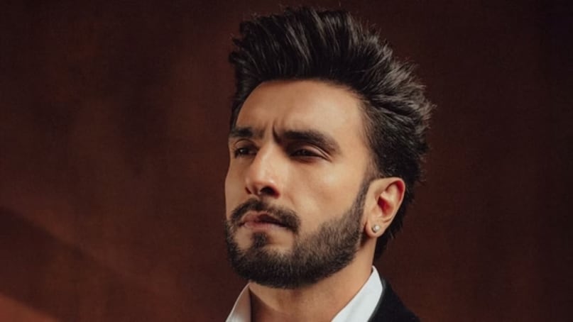 Ranveer Singh, Ranveer Singh FWICE Ban, Sanjay Gupta Backs Ranveer Singh, Don 3 Controversy Update, Ranveer Singh Leaves Don 3, Bollywood News 2026, रणवीर सिंह बैन विवाद, संजय गुप्ता डॉन 3, FWICE रणवीर सिंह न्यूज, डॉन 3 से रणवीर बाहर, बॉलीवुड कंट्रोवर्सी टुडे