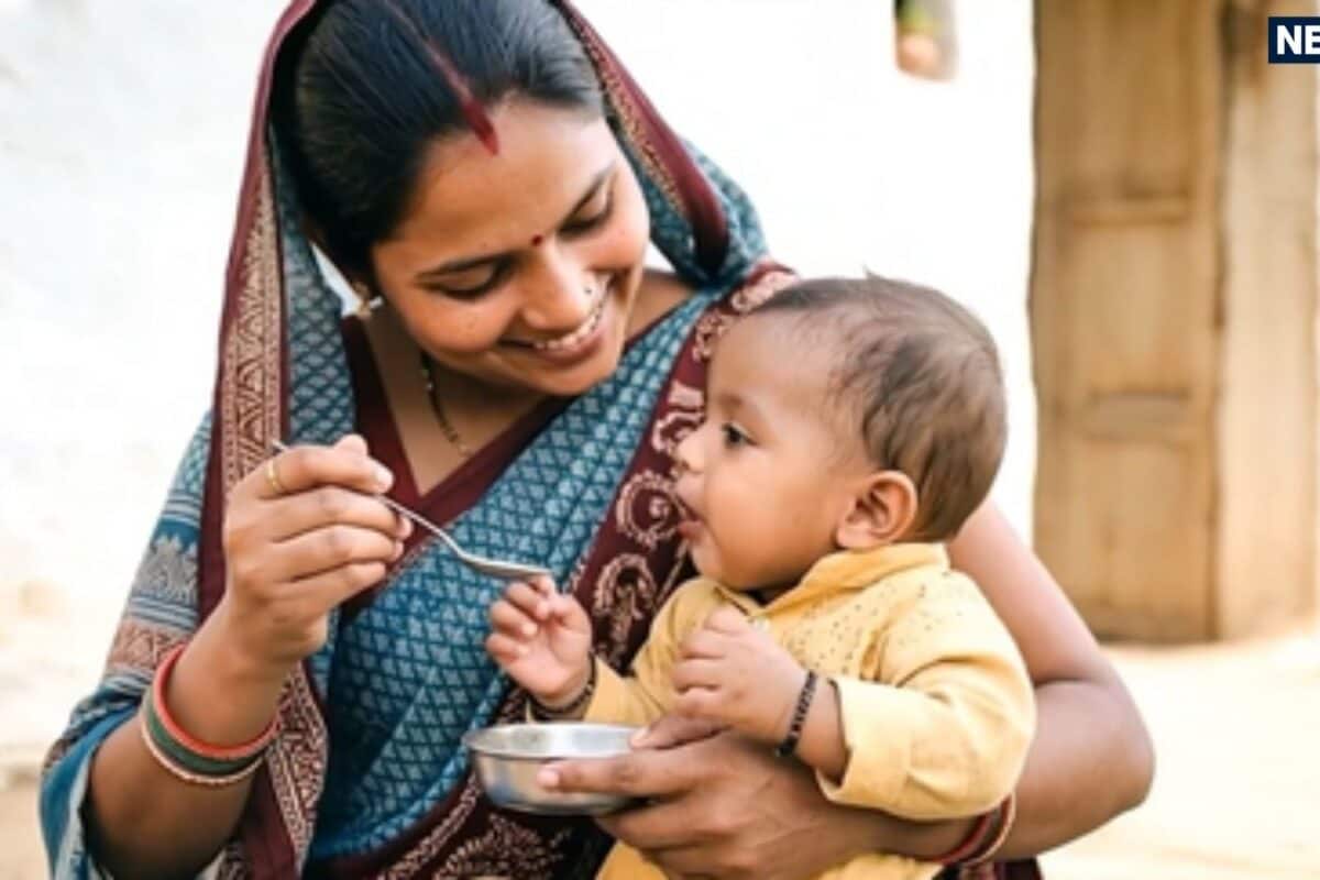 6 महीने का हो गया है बच्चा? आहार में भूलकर भी न करें ये गलती, जानिए उम्र के हिसाब से पूरी डाइट चार्ट