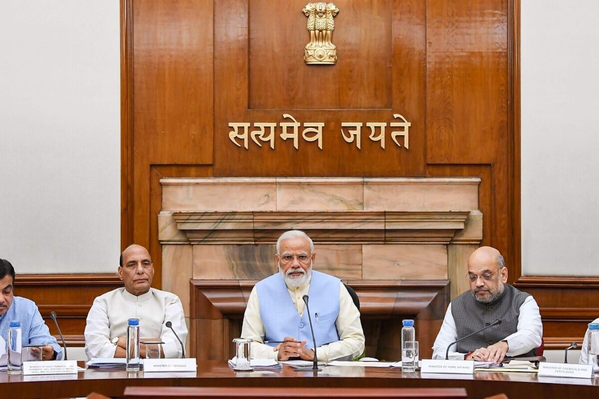 PM मोदी की 4.5 घंटे मैराथन मीटिंग: मंत्रियों को मैजेस- पेंड‍िंग काम तुरंत खत्म कीजिए