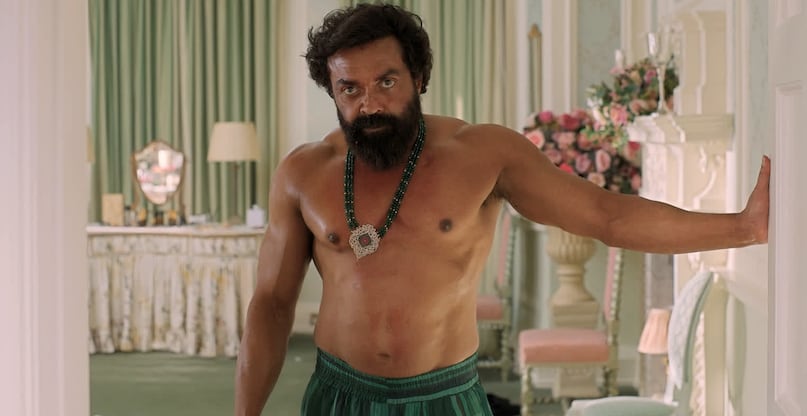 Bobby Deol Animal villain Dharmendra reaction, Dharmendra asked Bobby Deol Tu Villain Hai, Bobby Deol reveals Dharmendra reaction to Animalm Animal movie Ranbir Kapoor Bobby Deol, Bobby Deol negative role Dharmendra absolute shock, बॉबी देओल एनिमल विलेन धर्मेंद्र रिएक्शन, धर्मेंद्र ने बॉबी देओल से पूछा तू विलेन है, एनिमल फिल्म बॉबी देओल खलनायक रोल, बॉबी देओल ने पिता धर्मेंद्र पर किया खुलासा, रणबीर कपूर बॉबी देओल एनिमल मूवी