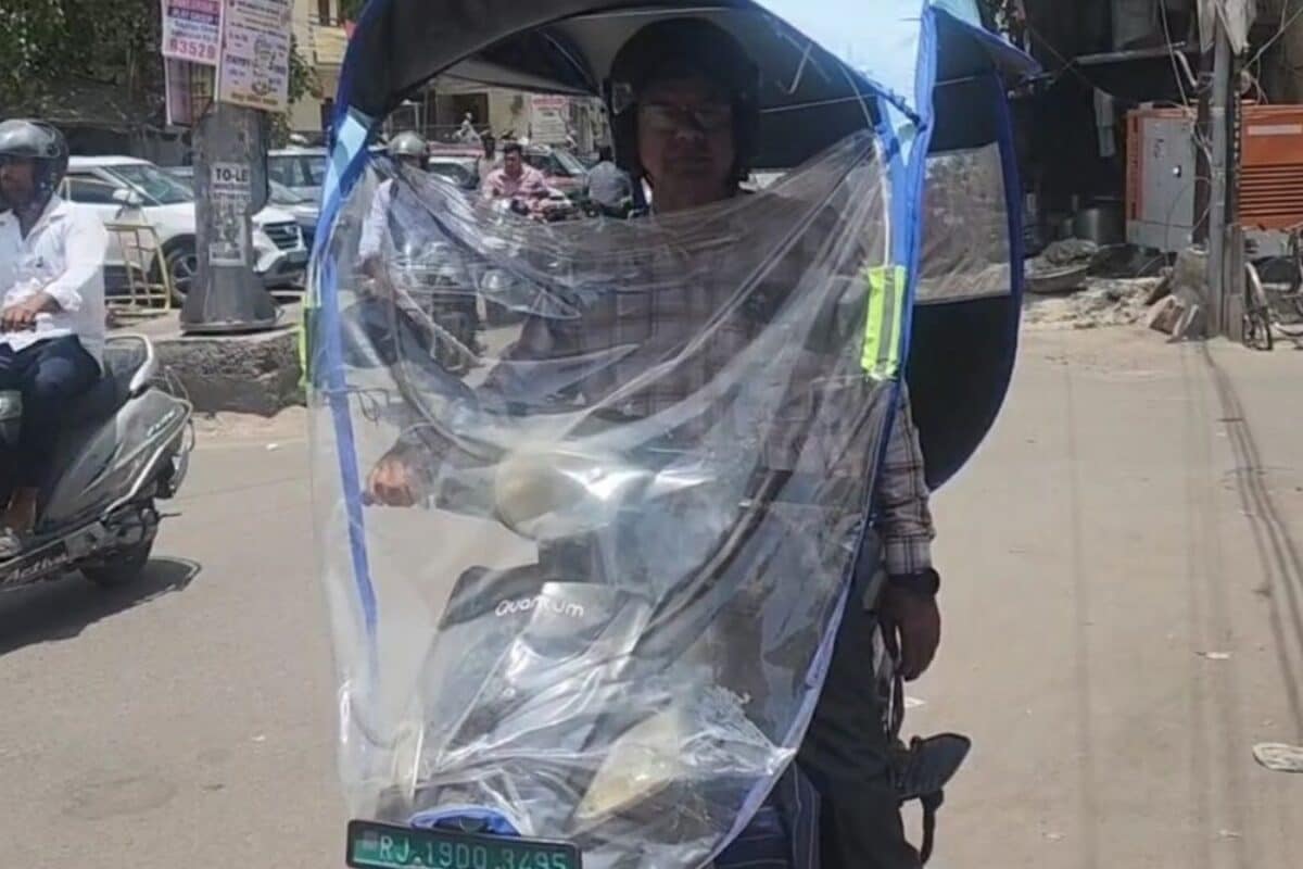 45°C की आग उगलती गर्मी में जोधपुर के युवक ने निकाला ऐसा जुगाड़, स्कूटी बन गई 'मिनी कार'! अब हर कोई पूछ रहा कीमत