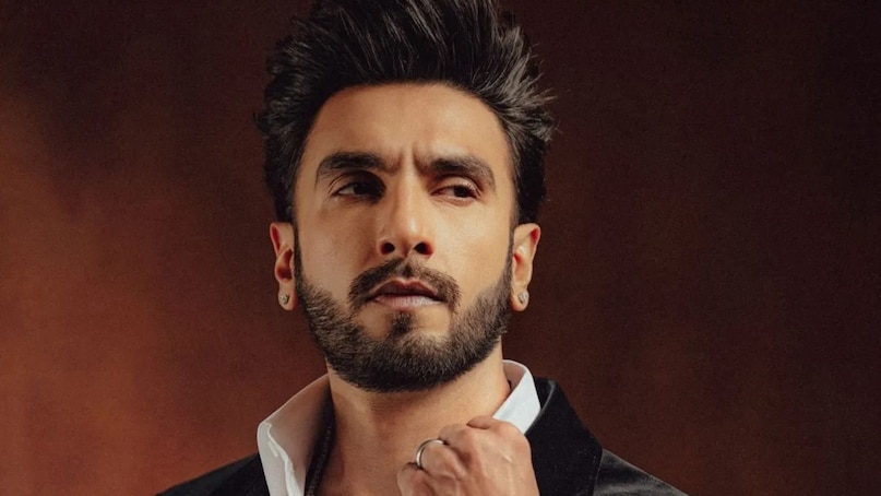 Ranveer Singh, Ranveer Singh FWICE Ban, Sanjay Gupta Backs Ranveer Singh, Don 3 Controversy Update, Ranveer Singh Leaves Don 3, Bollywood News 2026, रणवीर सिंह बैन विवाद, संजय गुप्ता डॉन 3, FWICE रणवीर सिंह न्यूज, डॉन 3 से रणवीर बाहर, बॉलीवुड कंट्रोवर्सी टुडे