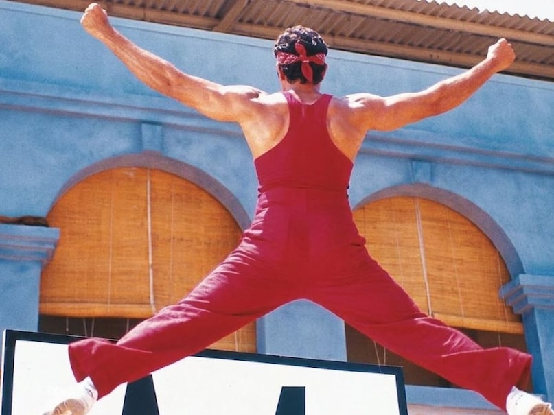 hrithik roshan debut film, hrithik roshan movies with father, hrithik roshan awards for koi mil gaya, koi mil gaya movie awards, ऋतिक रोशन डेब्यू फिल्म, राकेश रोशन ऋतिक रोशन फिल्में, कोई मिल गया, कोई मिल गया मूवी अवॉर्ड्स, कोई मिल गया बॉक्स ऑफिस कलेक्शन
