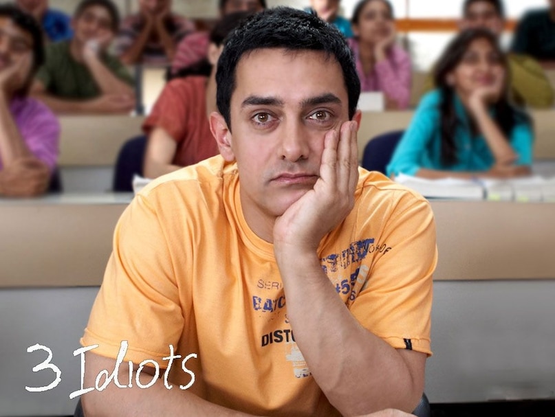 Aamir Khan age in 3 Idiots, 3 Idiots movie box office collection, Aamir Khan weight loss for 3 Idiots, Best Bollywood movies on education system, 3 Idiots National Award and records, 3 इडियट्स फिल्म, आमिर खान 3 इडियट्स, राजकुमार हिरानी की सुपरहिट फिल्में, बॉलीवुड की सबसे ज्यादा अवॉर्ड जीतने वाली फिल्में, 3 इडियट्स बॉक्स ऑफिस कलेक्शन