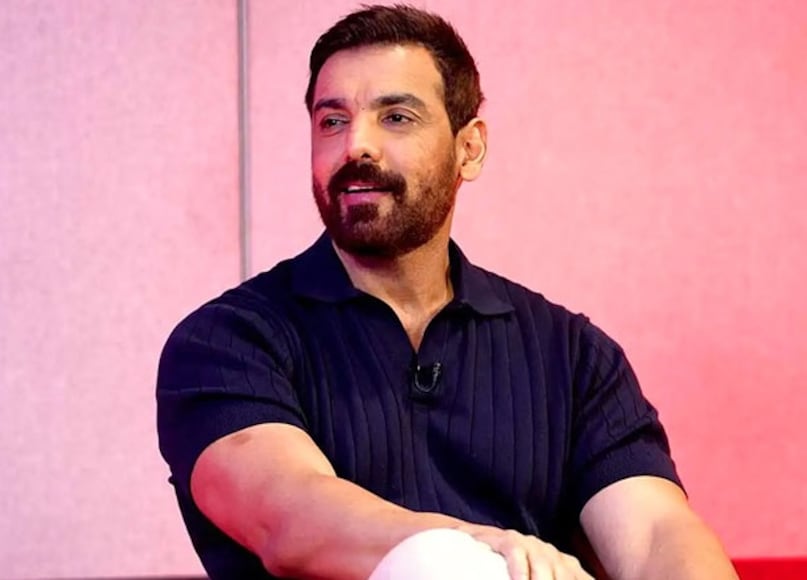Bollywood actors who changed their names for stardom, Akshay Kumar Rajinikanth real names before movies, Why Katrina Kaif changed her surname, Indian celebrities real names list, Bollywood actors screen names vs real names, बॉलीवुड सितारों के असली नाम, रजनीकांत का असली नाम क्या है, अक्षय कुमार ने क्यों बदला नाम, कैटरीना कैफ का असली सरनेम, फिल्मों के लिए नाम बदलने वाले स्टार्स 