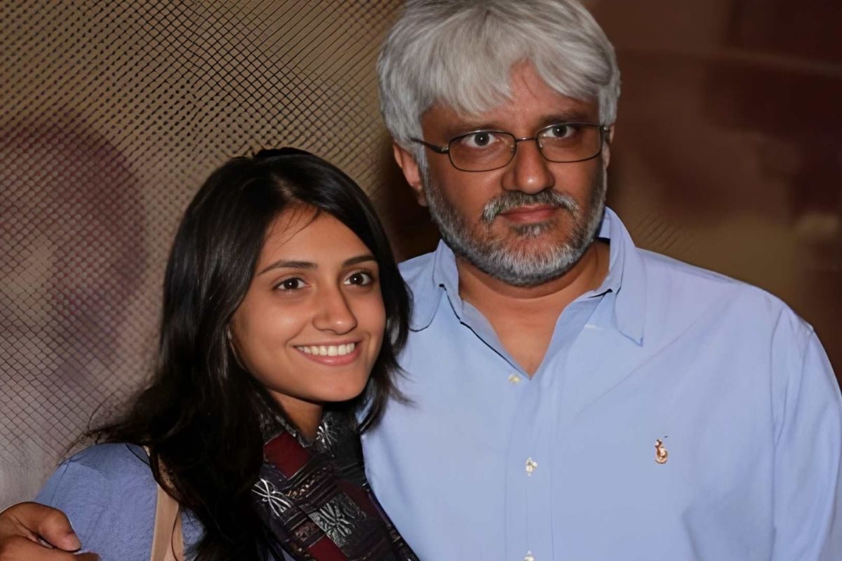 'सबसे जरूरी बात है कि बच्चा स्वस्थ है', नाना बनने पर गदगद हुए विक्रम भट्ट, बेटी कृष्णा ने बेबी बॉय को दिया जन्म