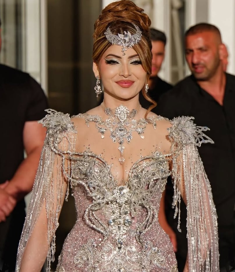 Urvashi Rautela Cannes Look, Cannes Most Expensive Red Carpet look, Urvashi Rautela Most Expensive Look, Urvashi Rautela Diamonds Cost Cannes 2025, Highest Grossing Indian Movie vs Urvashi Rautela Cannes Dress, कान्स का सबसे महंगा लुक उर्वशी रौतेला, उर्वशी रौतेला 1300 करोड़ का गाउन और ज्वेलरी, कान्स फिल्म फेस्टिवल सबसे कीमती ड्रेस, बॉलीवुड एक्ट्रेस उर्वशी रौतेला कान्स रिकॉर्ड, ऐश्वर्या राय दीपिका पादुकोण कान्स फैशन