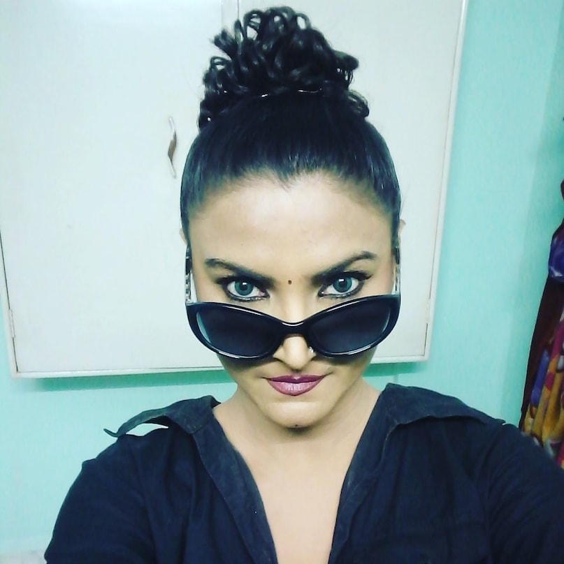 Mamta Kulkarni Divya Bharti arrogant, Dancer Rubina Khan Bollywood secrets, Background dancers short clothes double payment, Sanjay Dutt Mithun Chakraborty friendly nature, 90s Bollywood actresses attitude on set, ममता कुलकर्णी दिव्या भारती, बैकग्राउंड डांसर रुबीना खान का खुलासा, बॉलीवुड डांसर छोटे कपड़े डबल फीस, संजय दत्त मिथुन चक्रवर्ती, 90 के दशक के बॉलीवुड स्टार्स का बर्ताव Mamta Kulkarni Divya Bharti arrogant, Dancer Rubina Khan Bollywood secrets, Background dancers short clothes double payment, Sanjay Dutt Mithun Chakraborty friendly nature, 90s Bollywood actresses attitude on set, ममता कुलकर्णी दिव्या भारती, बैकग्राउंड डांसर रुबीना खान का खुलासा, बॉलीवुड डांसर छोटे कपड़े डबल फीस, संजय दत्त मिथुन चक्रवर्ती, 90 के दशक के बॉलीवुड स्टार्स का बर्ताव