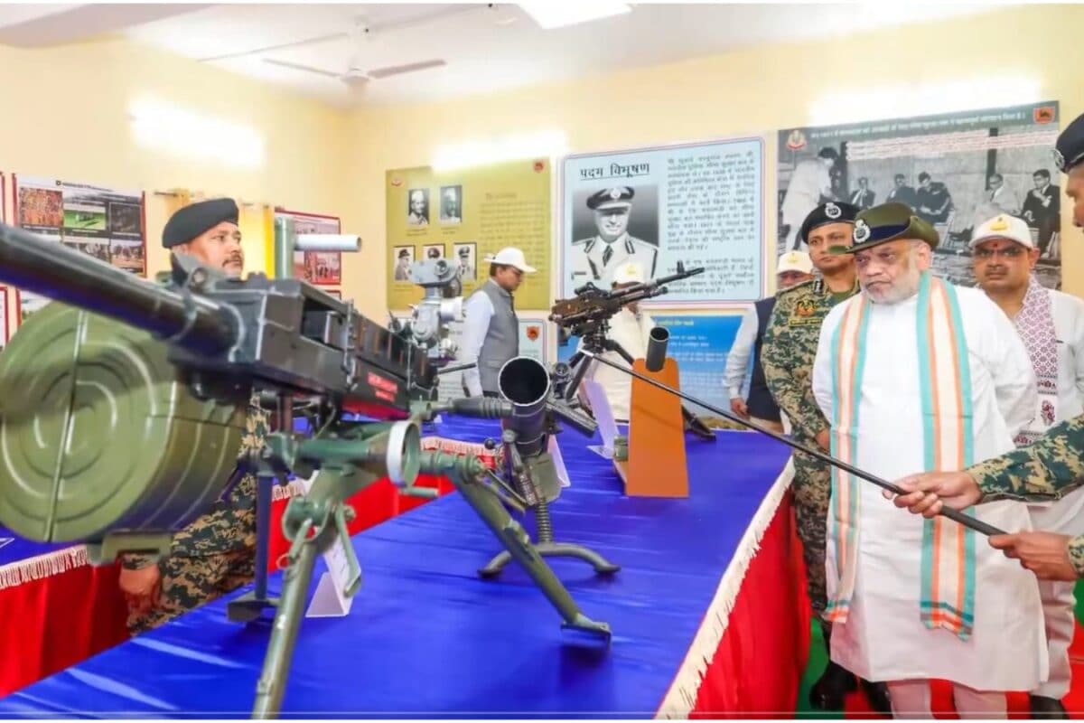 पश्चिमी सीमा पर 'आयरन डोम': पाकिस्तान से अब आर-पार की तैयारी! अमित शाह का दूसरा बॉर्डर दौरा क्यों है बेहद अहम?