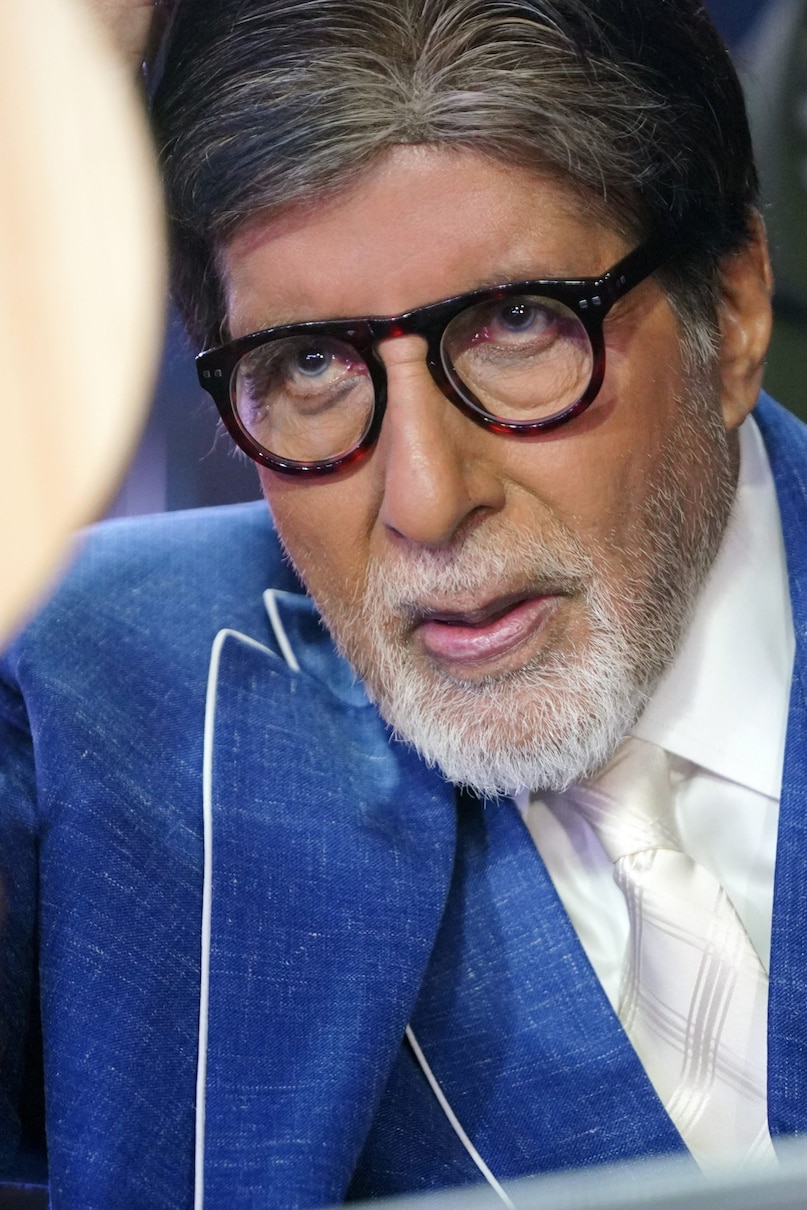 Amitabh Bachchan, Amitabh Bachchan health update, Amitabh Bachchan mysterious attack on trolls, Amitabh Bachchan cryptic post, Amitabh Bachchan absolutely fine, Amitabh Bachchan is not hospitalized, अमिताभ बच्चन, अमिताभ बच्चन स्वास्थ्य अपडेट, अमिताभ बच्चन का ट्रोल्स पर रहस्यमयी हमला, अमिताभ बच्चन की गुप्त पोस्ट, अमिताभ बच्चन बिल्कुल ठीक हैं, अमिताभ बच्चन अस्पताल में भर्ती नहीं हैं