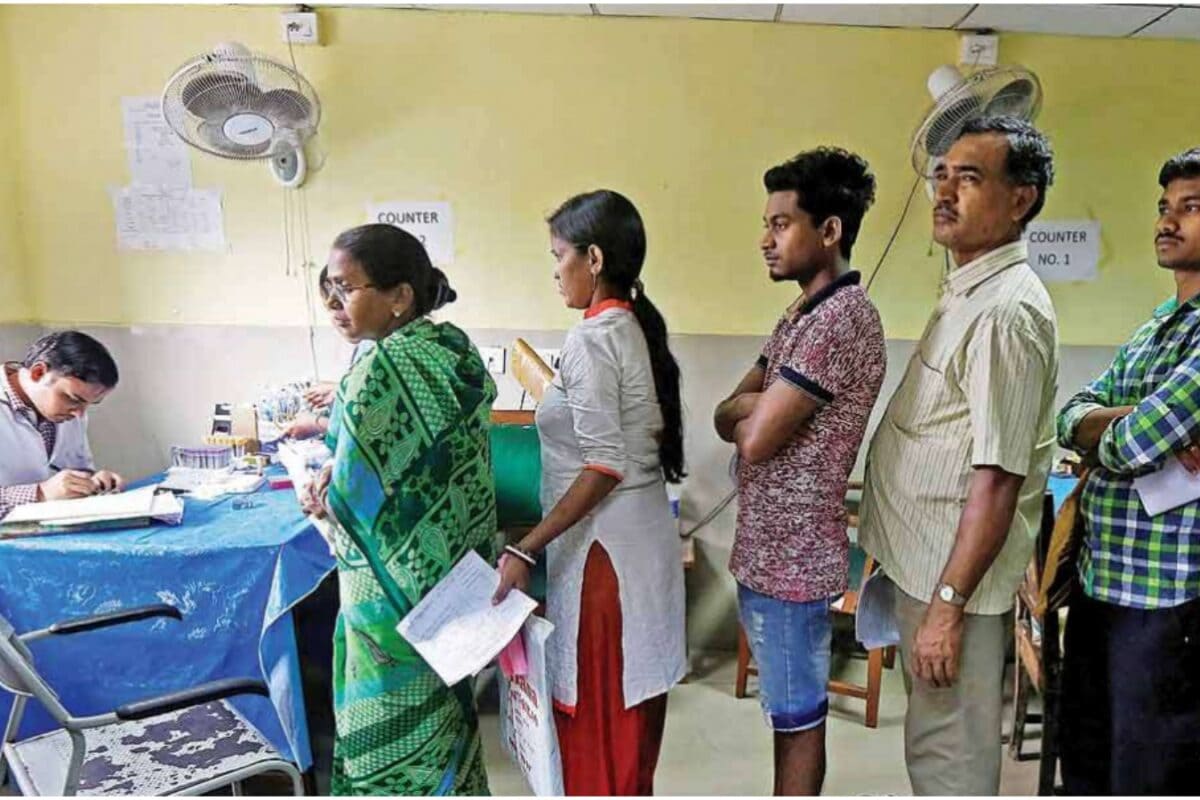 इलाज पर जेब का बोझ घटा, स्वास्थ्य सेवाओं में सरकार ने खोला खजाना, हेल्थ बजट 10 साल में तीन गुना बढ़ा