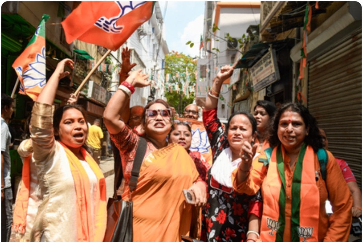 माछ-भात और महिला सुरक्षा पर हुआ खेला, काबा-मदीना वाले गाने से उखड़े TMC के पैर, भाजपा का 'जय मां काली' सुपरहिट