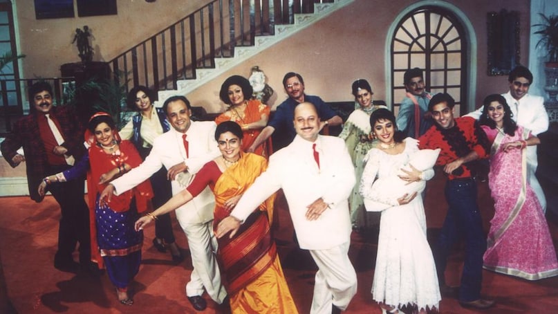 Nadiya Ke Paar Bhojpuri Movie, Hum Aapke Hain Koun Remake, Salman Khan Superstar, Bollywood Box Office Record 1994, Sachin Pilgaonkar Nadiya Ke Paar, नदिया के पार भोजपुरी फिल्म, हम आपके हैं कौन रीमेक, सुपरस्टार सलमान खान, राजश्री प्रोडक्शंस ब्लॉकबस्टर, सलमान खान प्रेम किरदार Nadiya Ke Paar Bhojpuri Movie, Hum Aapke Hain Koun Remake, Salman Khan Superstar, Bollywood Box Office Record 1994, Sachin Pilgaonkar Nadiya Ke Paar, नदिया के पार भोजपुरी फिल्म, हम आपके हैं कौन रीमेक, सुपरस्टार सलमान खान, राजश्री प्रोडक्शंस ब्लॉकबस्टर, सलमान खान प्रेम किरदार