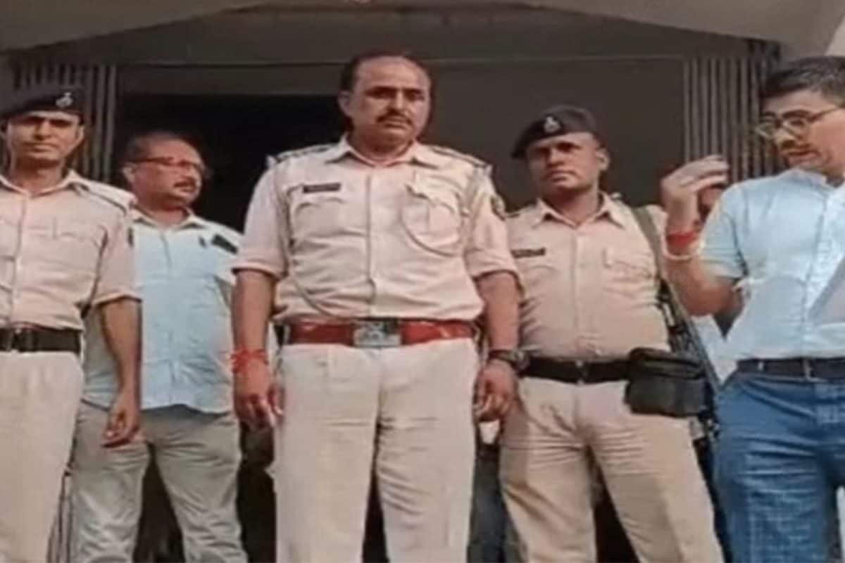 ASHO के धुलवाए हाथ गुलाबी हो गए, पटना में 'गुलाबी रिश्वतकांड' का खुलासा, रंगे हाथ पकड़ा गया घूसखोर पुलिसवाला