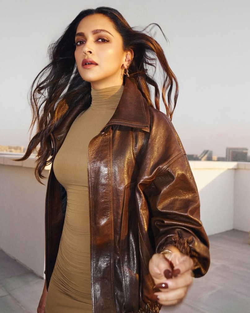 Deepika Shah Rukh king