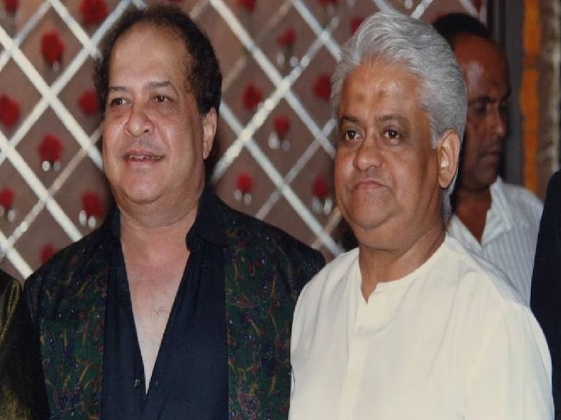 Dharmendra , Gaadi Bula Rahi Hai , Kishore Kumar hit song , Mohd Rafi Hit song , Dharmendra Evergreen Hit Songs , Dharmendra hema malini movie dost song , Dharmendra kishore kumar song , Mohd Rafi rejected song for Kishore Kumar, 1974 dost song, Gaadi Bula Rahi Hai song trivia , laxmikant pyarelal song Dharmendra , Gaadi Bula Rahi Hai , Kishore Kumar hit song , Mohd Rafi Hit song , Dharmendra Evergreen Hit Songs , Dharmendra hema malini movie dost song , Dharmendra kishore kumar song , Mohd Rafi rejected song for Kishore Kumar, 1974 dost song, Gaadi Bula Rahi Hai song trivia , laxmikant pyarelal song