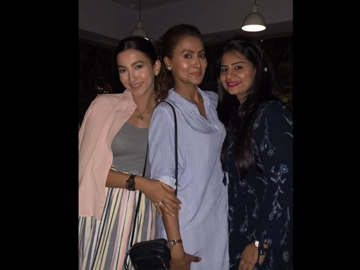 Gauhar khan sister Gauhar khan sister