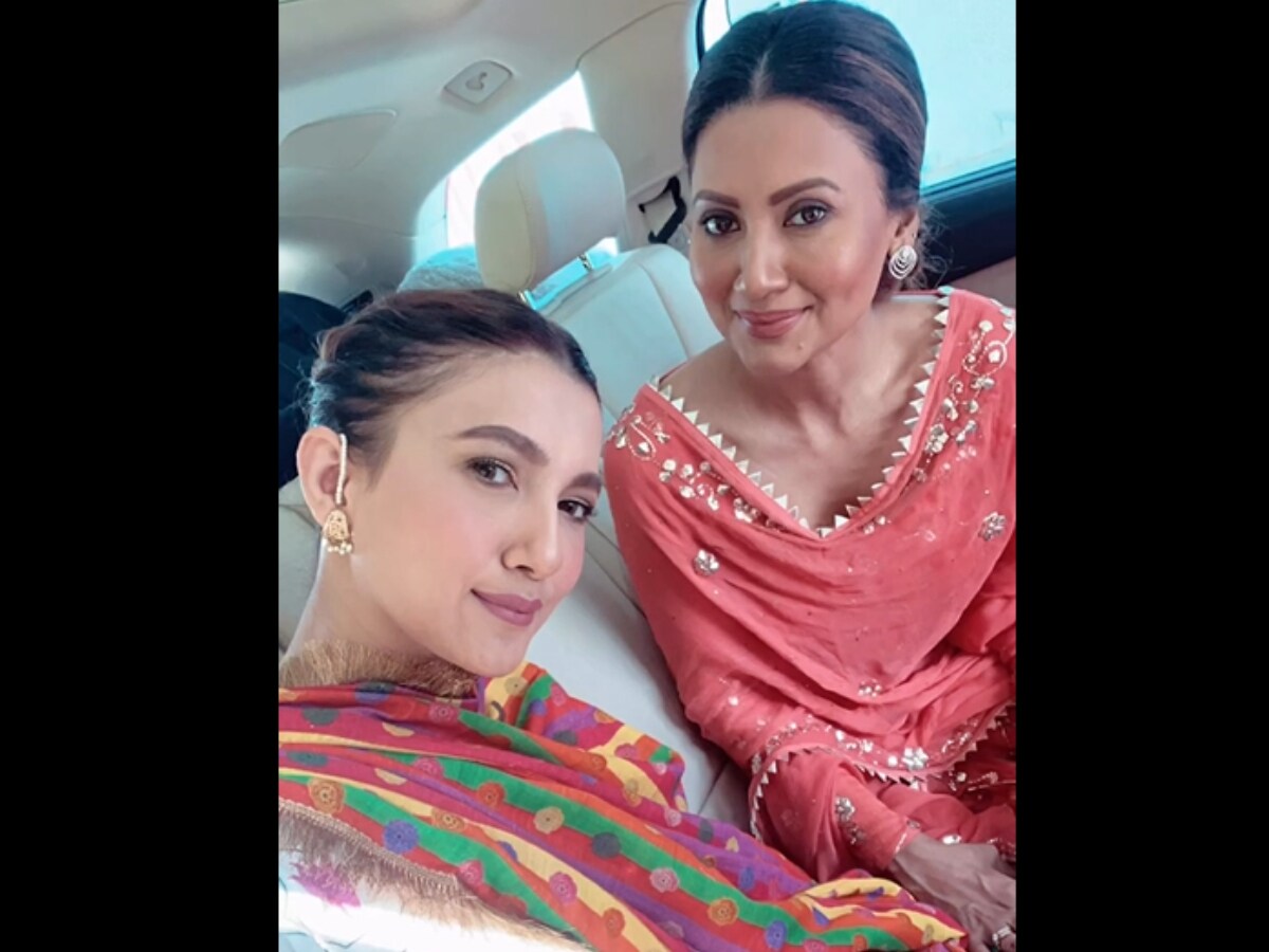 Gauhar khan sister Gauhar khan sister