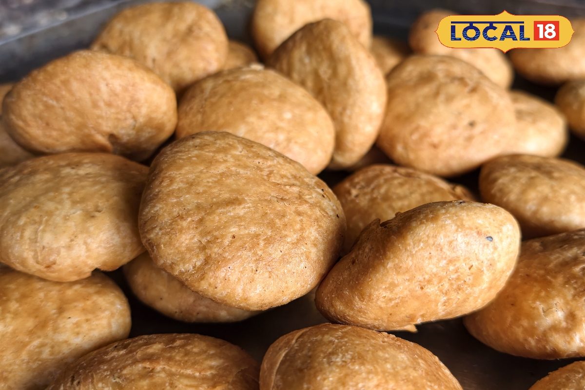 Mau Famous Ghati: मऊ की मशहूर घाटी, समोसे को देता है टक्कर, खाने वालों की लगती लाइन