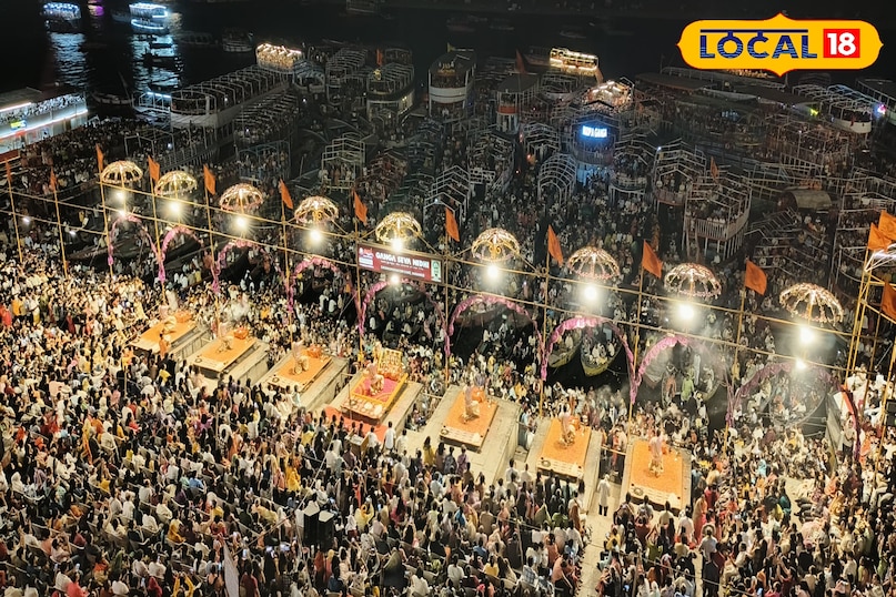 7 अर्चकों द्वारा होती है आरती