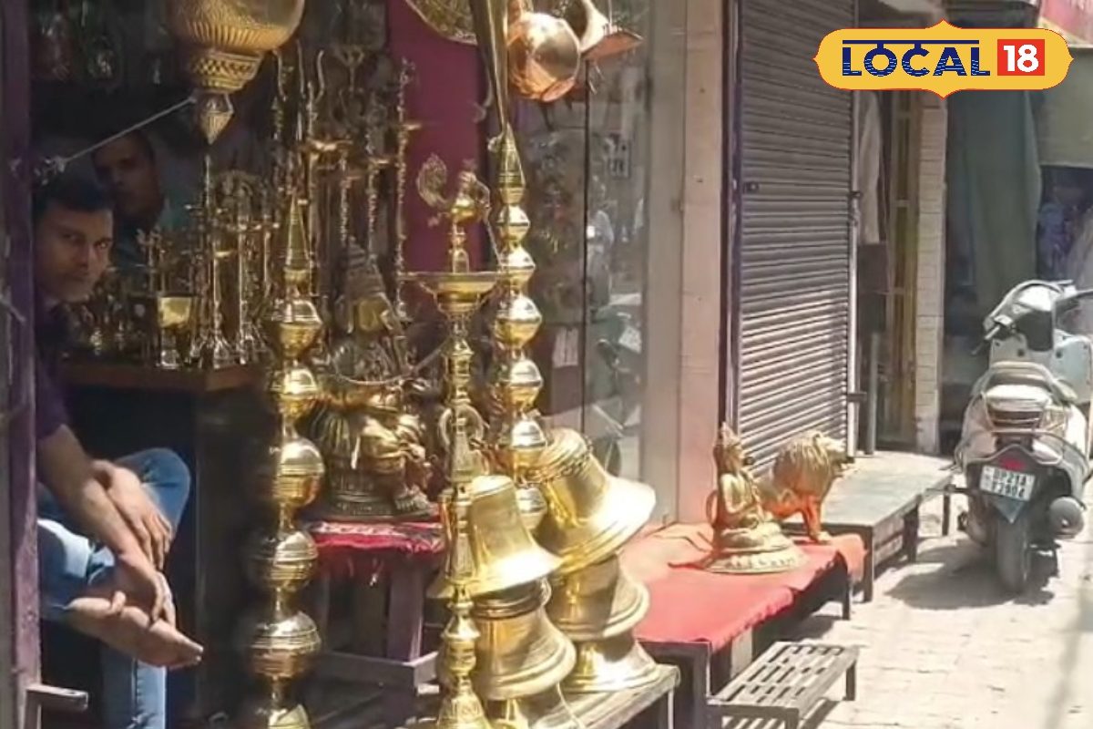 कलाई वाली मार्केट से पीतल नगरी तक... जानिए मुरादाबाद के उस बाजार की कहानी, जिसकी दुनिया है दीवानी