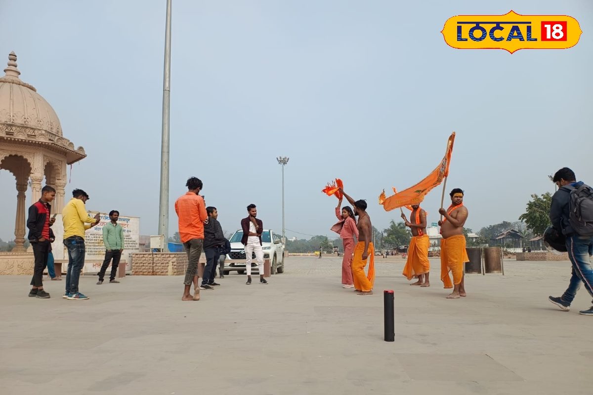 अब मुंबई-बनारस नहीं, गोरखपुर में जम रही भोजपुरी सितारों की महफिल, राप्ती तट और नौका विहार बने परफेक्ट डेस्टिनेशन