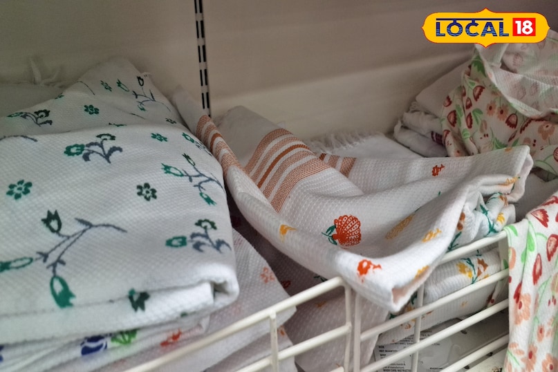 गमछा ट्रेंड, सूती गमछा, गाजीपुर फैशन, देसी समर स्टाइल, कॉटन गमछा, Ghazipur fashion, Ghazipur news,Cotton Gamcha, Summer Fashion India, Traditional Scarf, Desi Style Trend, Breathable Cotton Fabric