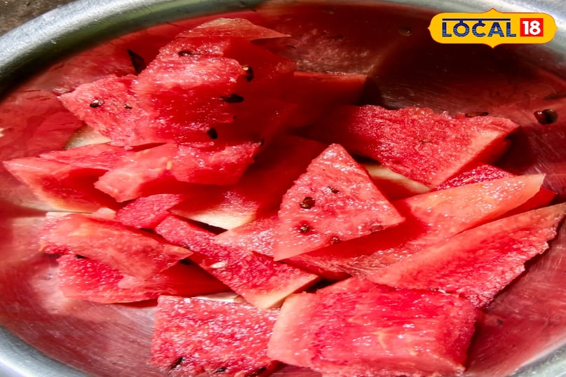 Mau news, local news, latest news, up news, agriculture news, mau watermelon