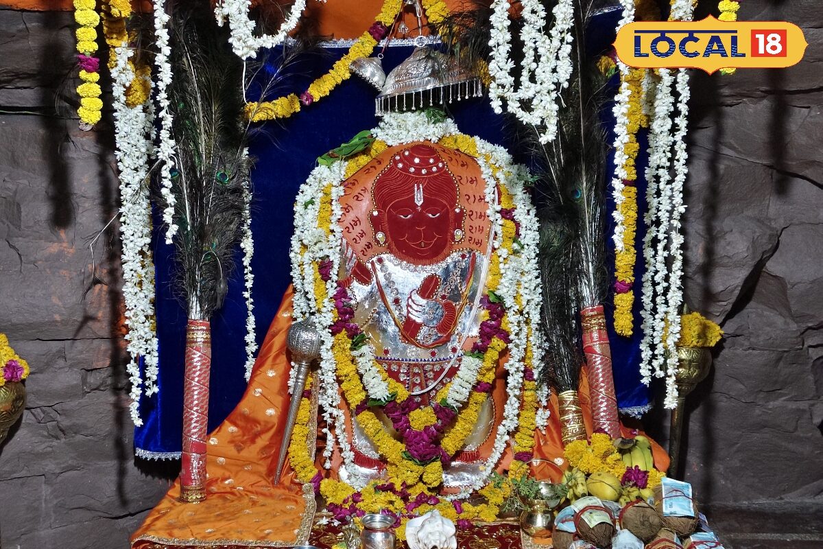 चंबल की कराई में मौजूद है 300 साल पुराना बालाजी मंदिर, बना आस्था और शांति का केंद्र