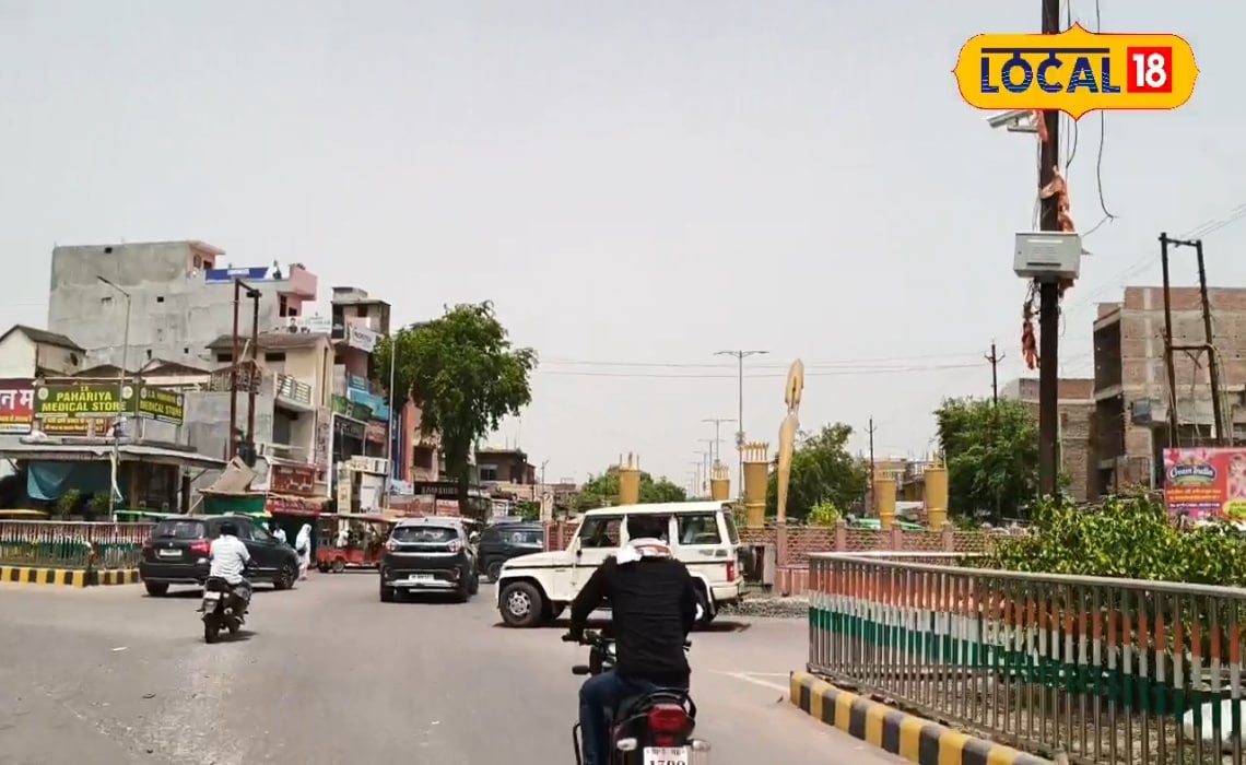 अयोध्या, वाराणसी की तर्ज पर धार्मिक पर्यटन हब बनेगा चित्रकूट, 90 करोड़ से होगा सौंदर्यीकरण, भेजा गया प्रस्ताव