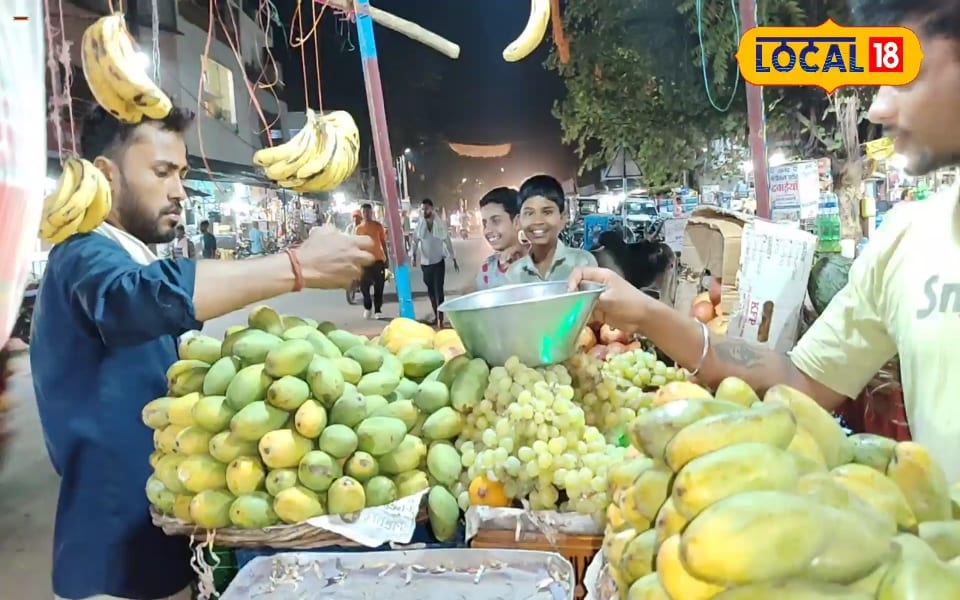 छतरपुर में इस आम के दीवाने हुए लोग, अगस्त तक रहेगा बाजार में दबदबा, जानें फलों के ताजा रेट