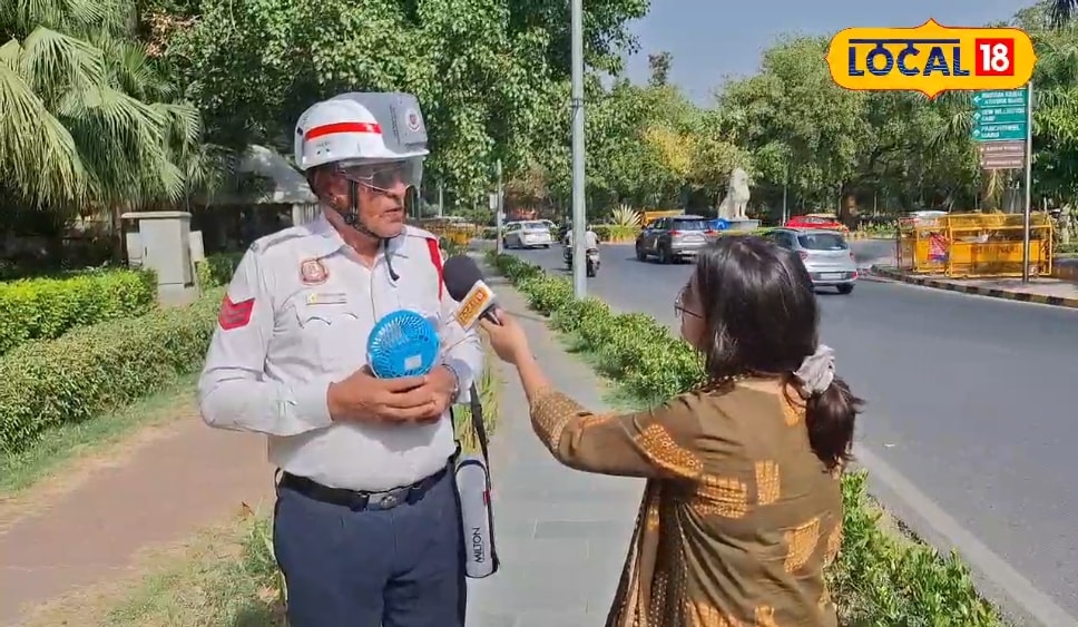 Ground Report: सिर पर AC और बदन पर ठंडी हवा! झुलसती गर्मी में दिल्ली ट्रैफिक पुलिस को राहत, गजब है ये गैजेट