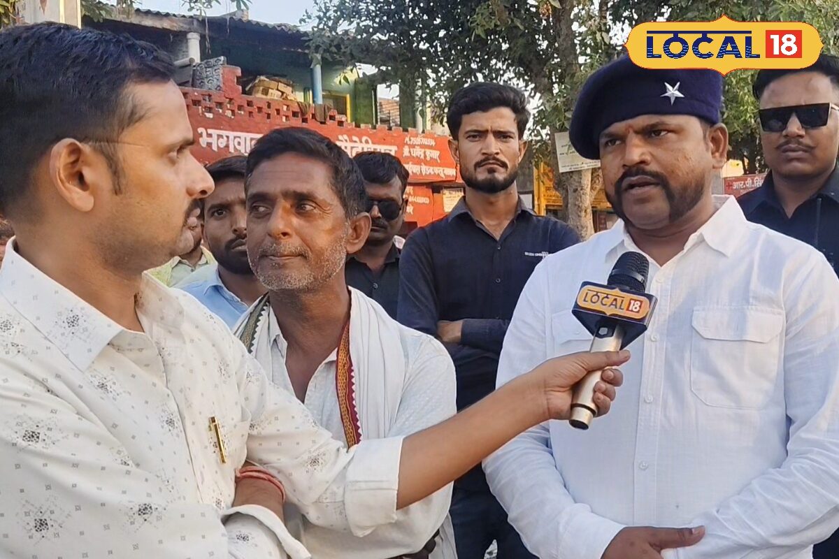 Ground report: शिकोहाबाद से एटा बाईपास तक खस्ताहाल सड़कें, गड्ढों से हो रहे हादसे और मौत, अधिकारी यहां से गुजरते हैं लेकिन ध्यान नहीं जाता
