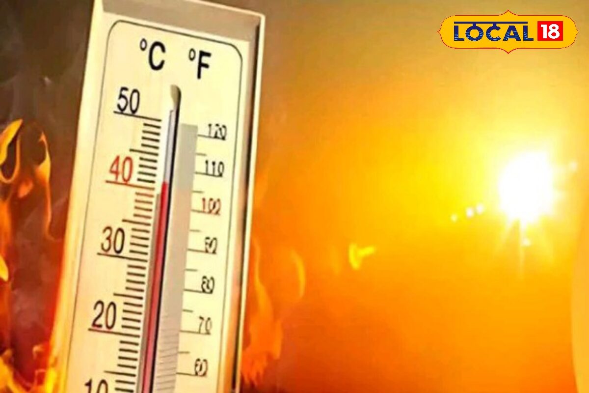 45 डिग्री गर्मी में भी नहीं टूटी परंपरा, सत्तू दान और पक्षियों के लिए पानी रख रहीं निमाड़ की महिलाएं