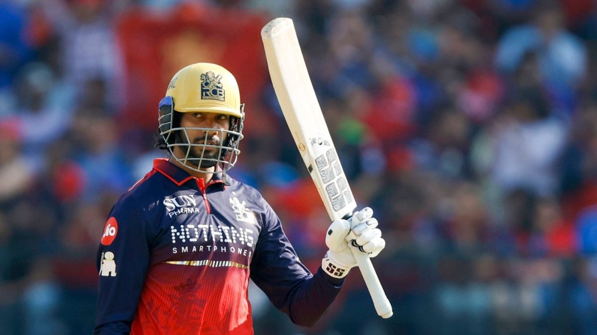 मैं फ्रस्ट्रेशन में था…RCB ने जिसे बाहर बिठाया उसने मैच पलट दिया, प्लेयर ऑफ द मैच अवार्ड ले उड़ा मैं फ्रस्ट्रेशन में था…RCB ने जिसे बाहर बिठाया उसने मैच पलट दिया, प्लेयर ऑफ द मैच अवार्ड ले उड़ा
