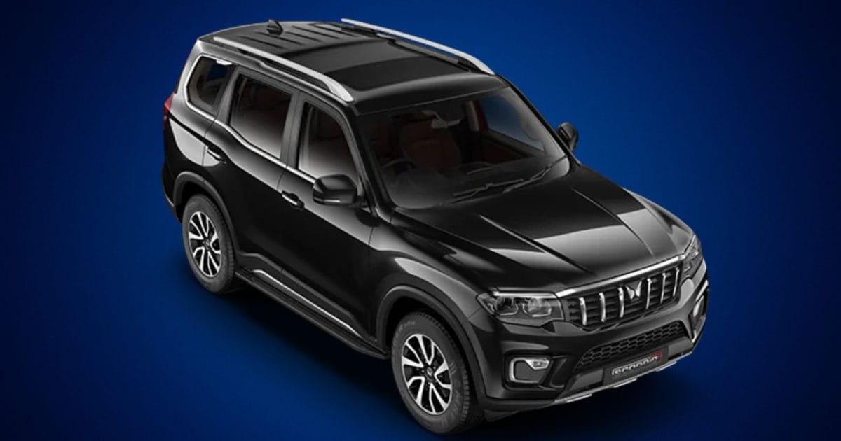 4X4 Engine, Sunroof and ADAS! People are buying this desi SUV in abundance