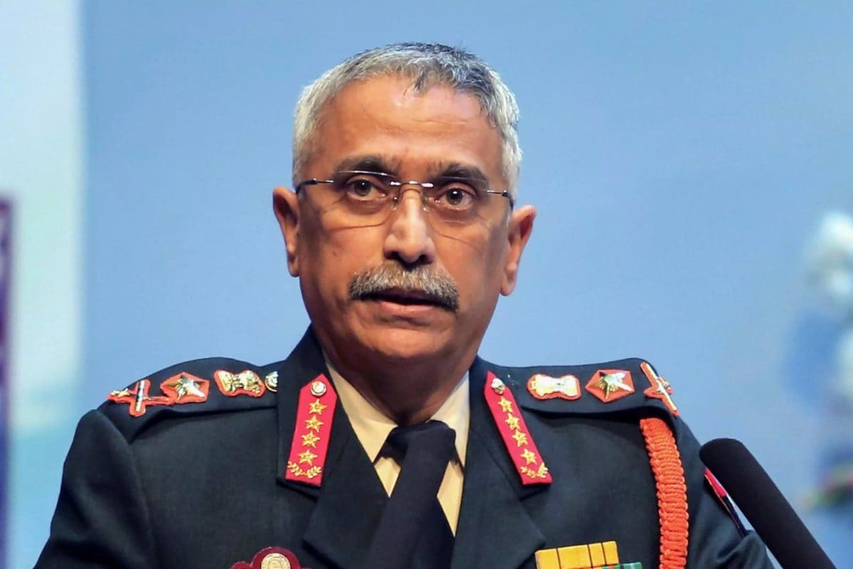 'पाकिस्तान संग हो बातचीत', RSS नेता होसबोले को मिला पूर्व आर्मी चीफ नरवणे का साथ, पर बता दी लक्ष्मण रेखा