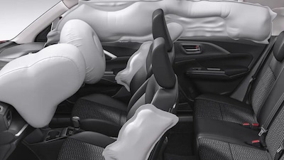 Airbag वाली कार में कभी न करें ये 5 गलतियां.
