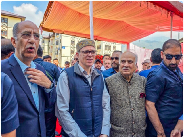 अब क्या उनको फ्रेंच में समझाऊं, महबूबा मुफ्ती पर CM अब्दुल्ला का तंज