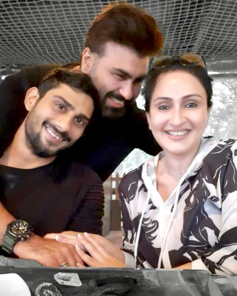 Prateik Smita Patil Raj Babbar feud, Prateik Smita Patil, Raj Babbar family, Arya Babbar statement, Bollywood family feud, Smita Patil son, celebrity family dispute, Bollywood controversy Prateik Smita Patil Raj Babbar feud, Prateik Smita Patil, Raj Babbar family, Arya Babbar statement, Bollywood family feud, Smita Patil son, celebrity family dispute, Bollywood controversy