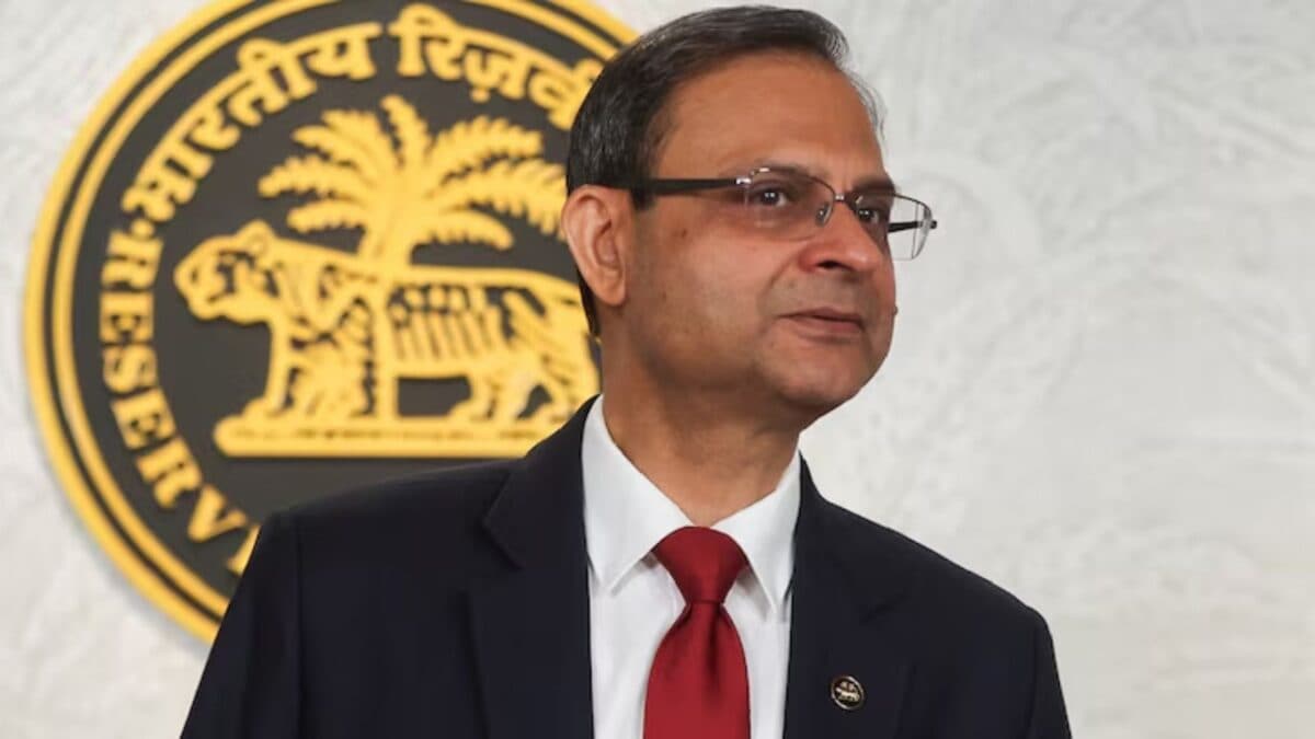 आरबीआई ने कर्ज वसूली के लिए मोबाइल बंद करने पर लगाई रोक