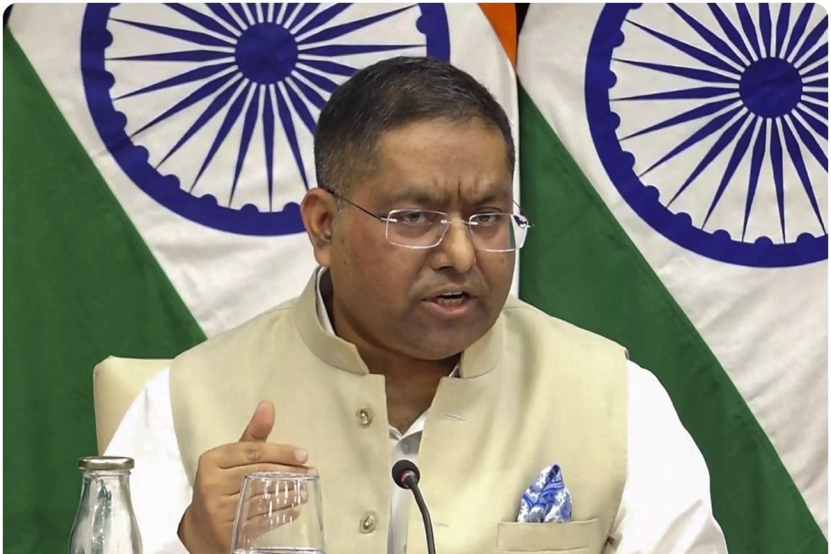 अवैध बांग्लादेशियों को खदेड़ने का प्लान, MEA के एक्शन से मची खलबली, तारिक रहमान पर टिकी निगाहें