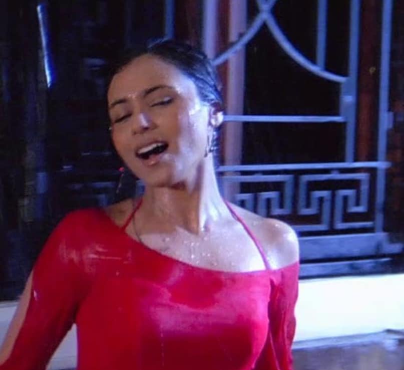 Saif Ali Khan awkward kiss with Rani Mukerji, Rani Mukerji Saif Ali Khan, Rani Mukerji, Saif Ali Khan, Hum Tum, Rani Mukerji Saif Ali Khan kiss anecdotes, Aditya Chopra movie hum tum, रानी मुखर्जी, सैफ अली खान
