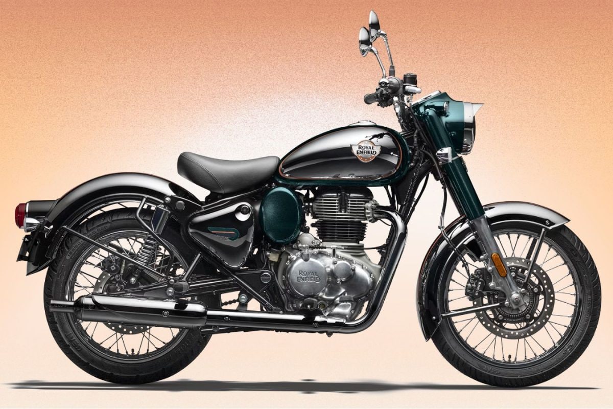 Royal Enfield की सेल में बंपर उछाल! Classic 350 और Bullet 350 ने तोड़ दिए सारे रिकॉर्ड