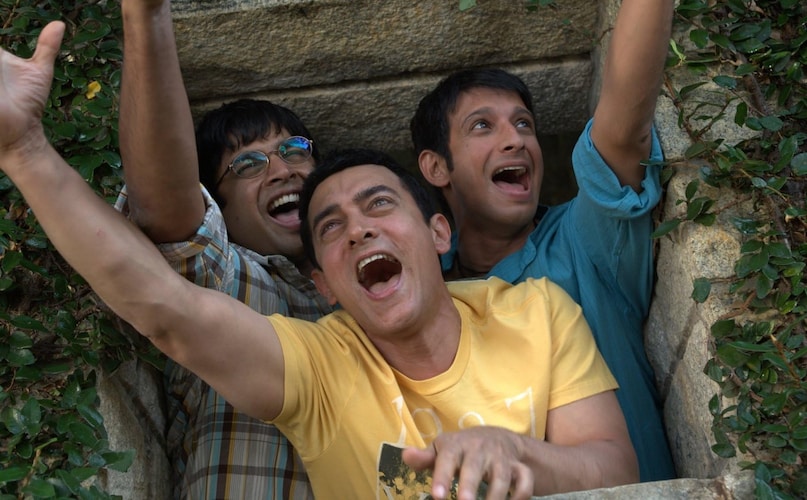 superhit hindi movies based on novels, 3 Idiots, Parineeta, Devdas, Guide, 12th Fail, 2 States, 2 States, aamir khan movie, thalapathy vijay movie, alia bhatt movie, dev anand waheeda rehman movie, aishwarya rai movie, नॉवेल पर बनी सुपरहिट फिल्में, Bollywood hit movies,