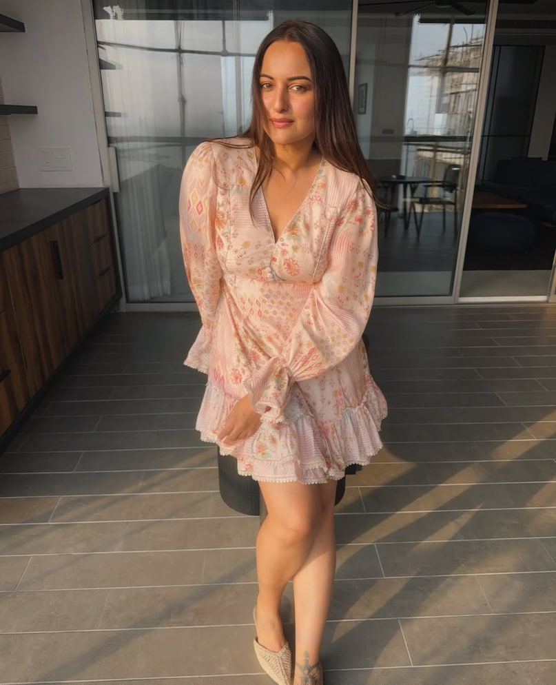 Sonakshi Sinha, Shatrughan Sinha, Sonakshi Sinha latest interview, Shatrughan Sinha not give Sonakshi Sinha shortcut to stardom, Sonakshi Sinha starkid, Sonakshi Sinha said her father is very Soft, शत्रुघ्न सिन्हा, शत्रुघ्न सिन्हा, सोनाक्षी सिन्हा का ताजा इंटरव्यू, शत्रुघ्न सिन्हा ने नहीं दिया सोनाक्षी सिन्हा को स्टारडम का शॉर्टकट, सोनाक्षी सिन्हा स्टारकिड