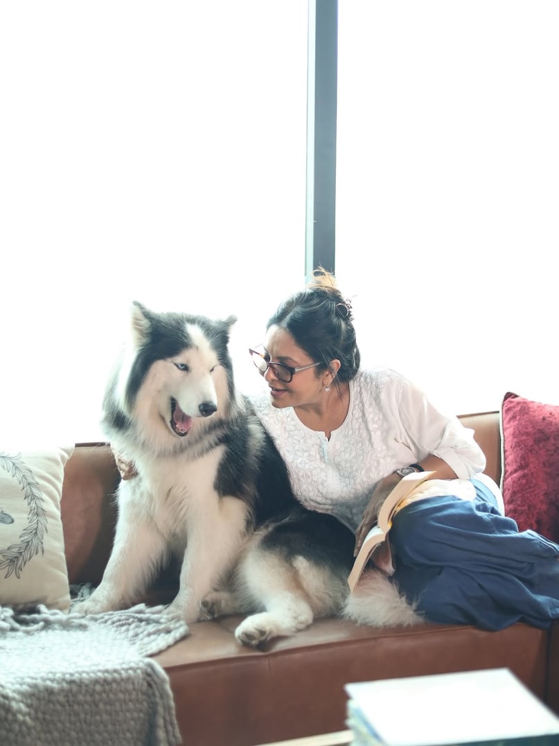 Shefali Shah , Shefali Shah advice on marriage and children, Shefali Shah advice for young women, Shefali Shah says Do not have children have dogs, शेफाली शाह, शादी और बच्चों पर शेफाली शाह की सलाह, युवा महिलाओं के लिए शेफाली शाह की सलाह, शेफाली शाह कहती हैं कि बच्चे मत पालो, कुत्ते पालो