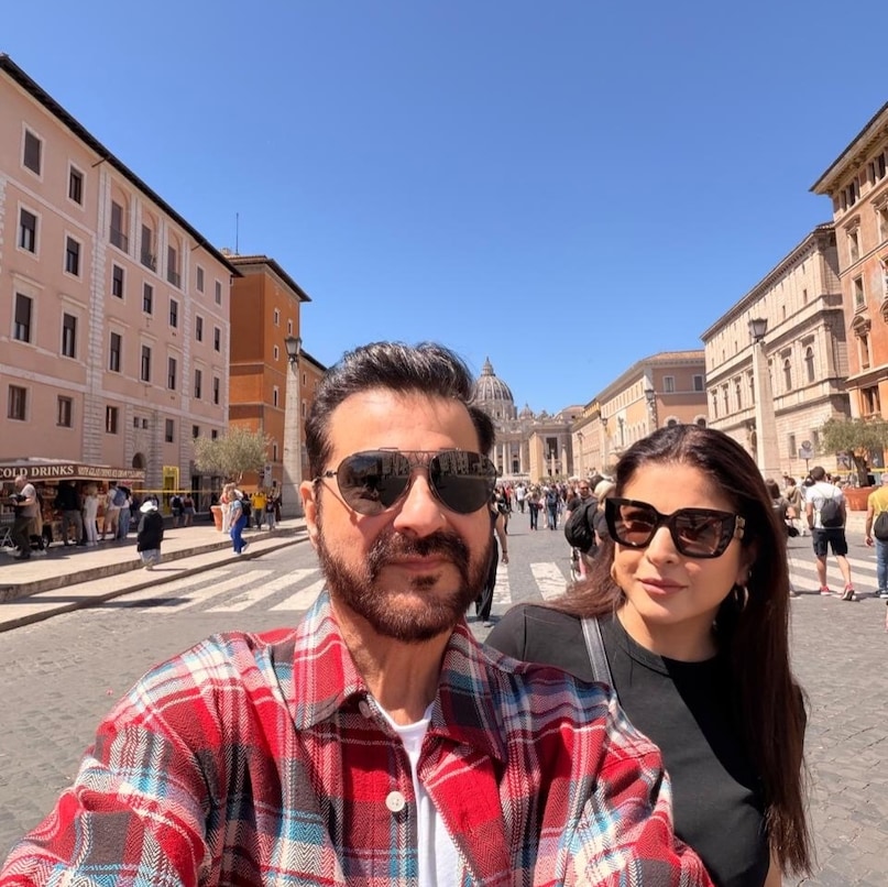 maheep Kapoor, Superflop hero beautiful wife, Sanjay Kapoor wife maheep Kapoor, maheep Kapoor age, maheep Kapoor Tyaani Fine, what is Tyaani Fine, maheep kapoor acting debut, Fabulous Lives of Bollywood Wives, महीप कपूर, सुपरफ्लॉप हीरो खूबसूरत पत्नी, संजय कपूर की पत्नी महीप कपूर, महीप कपूर की उम्र, महीप कपूर त्यानी फाइन, त्यानी फाइन क्या है, महीप कपूर का एक्टिंग डेब्यू