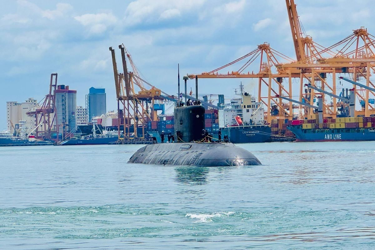 INS Sindhu Kesari: हिंद महासागर में भारत ने उतारा 'साइलेंट हंटर'! कोलंबो क्या करने पहुंचा INS सिंधु केसरी? जानें क्या है मास्टरप्लान